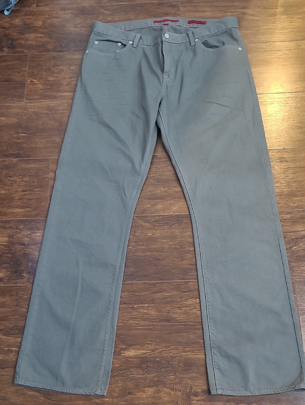 Banana Republic Limited Edition Straight-Leg Jeans in Olive Size 36/34 - Picture 1 of 11